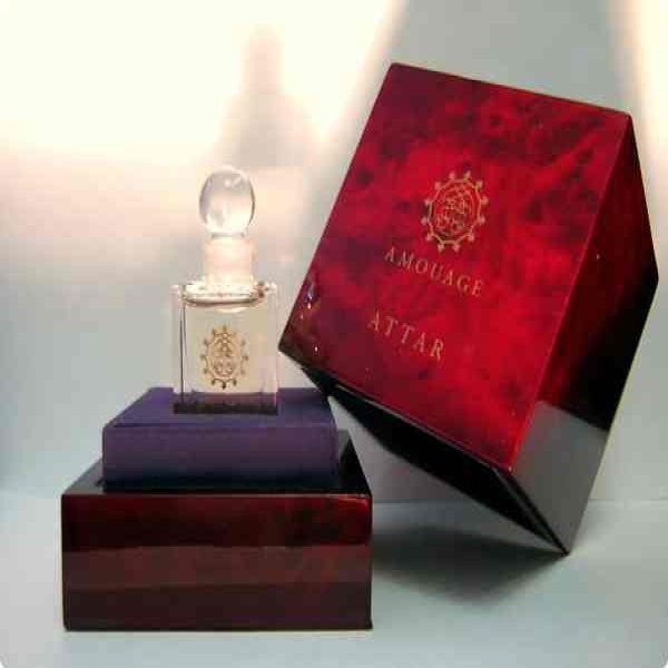 Musk Abyadh by Amouage 30ml Red Box